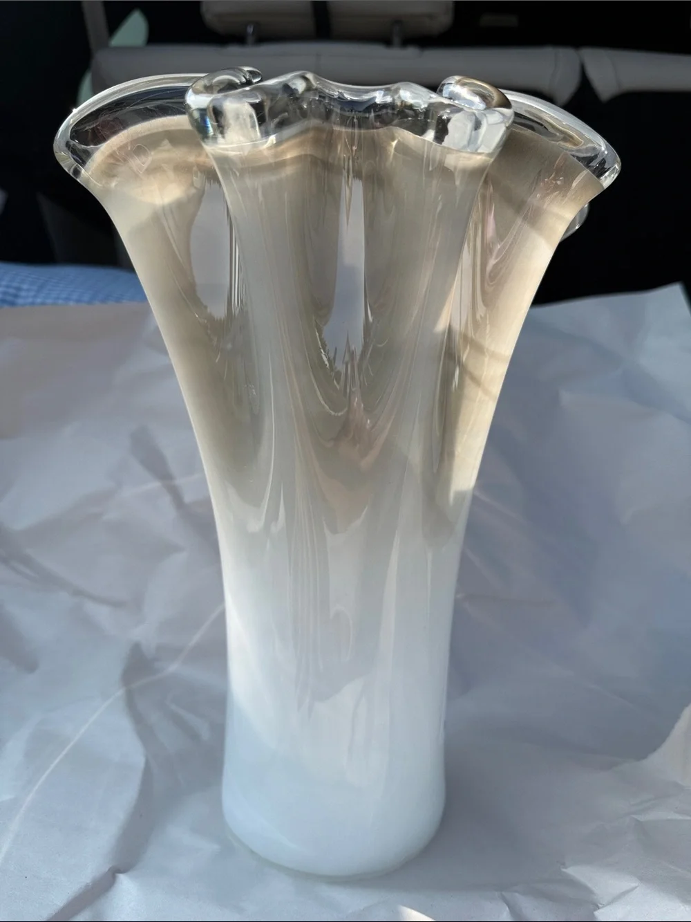 Hand-Blown White Glass Art Vase - Elegant Home Accent